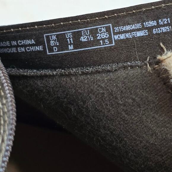 Clarks Women's Cora Chai SHERPA LEATHER DISTRESSED‎ Ankle BootS SIZE 11 NEW - Picture 8 of 9